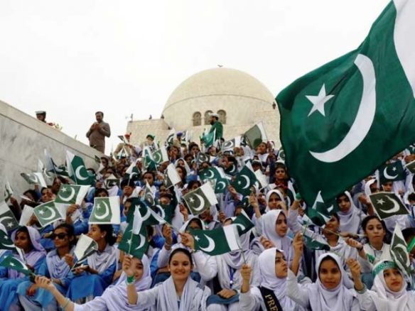 azadi and pakistan flag