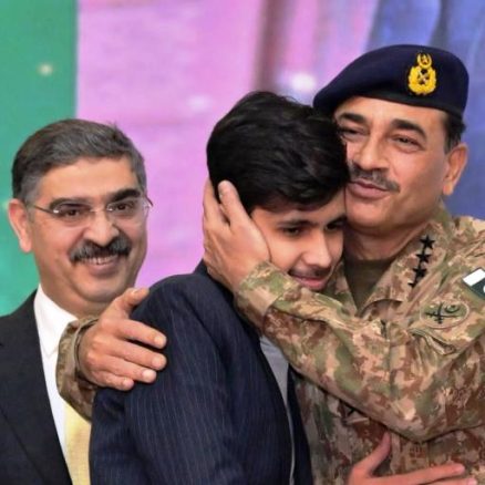 asim munir with youth