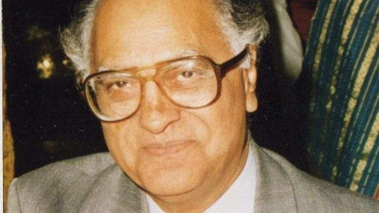 الوداع سیربین الوداع ۔۔ بی بی سی اردو سروس کے پروگرام کے ساتھ 51 سالہ رفاقت : نامور صحافی آصف جیلانی کی یاد نگاری Asif-Jilani