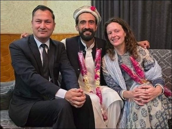 امریکی خاتون کا قبول اسلام، چترال کے معروف پولو کھلاڑی سے شادی کرلی
