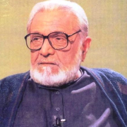 جنگ ستمبر کے دوران حوصلے بلند کرنے والے نامور افسانہ نگار اشفاق احمد کو ہم سے بچھڑے 20 برس بیت گئے۔ ashfaq ahmad