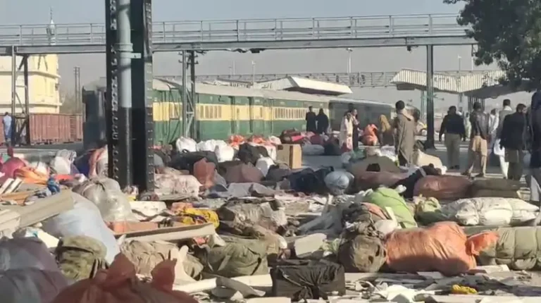 quetta railway station blast