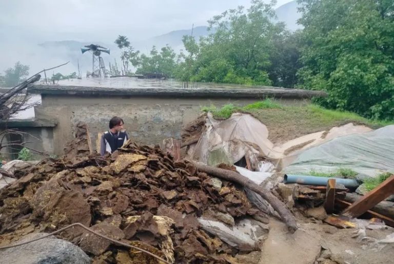 خیبر پختوخوا کے علاقے باجوڑ میں بادل پھٹنے سے آٹھ افراد ہلاک، 17 لاپتا kpk cloud burst