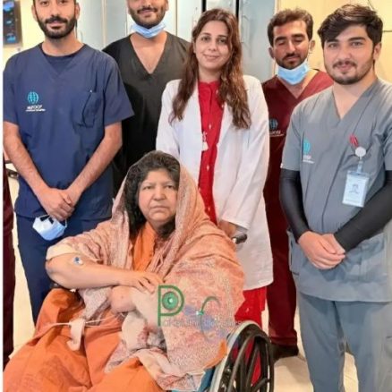 aabida parveen on wheel chair