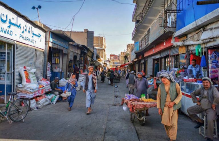 مصالحت ضروری ہے لیکن متبادل کیا ہے؟ سید مجاہدعلی کا تجزیہ afghan bazar